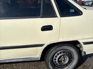 2007 Daewoo Nexia I, белый, 100000 рублей, вид 5