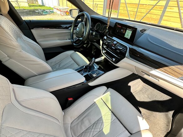 2017 BMW 6 серии 630d xDrive IV (G32), пурпурный - вид 12