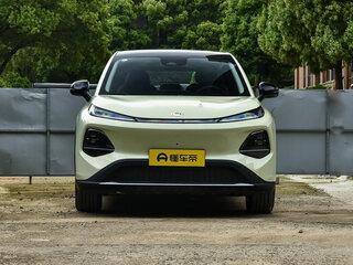 2026 Changan Qiyuan Q05 51.9 kWh II, зелёный, 2350228 рублей, вид 2