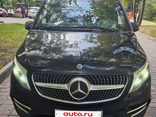 2022 Mercedes-Benz V-Класс Compact 300 d компактный III (W447) Рестайлинг, чёрный, 4700000 рублей, вид 2