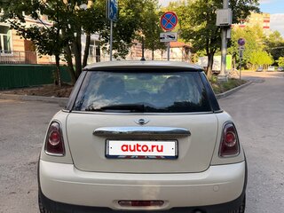 2012 Mini Hatch One II (R56) Рестайлинг, белый, 550000 рублей, вид 4