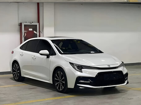 2023 Toyota Corolla Sporty XII (E210) Рестайлинг, белый, 1535000 рублей, вид 3