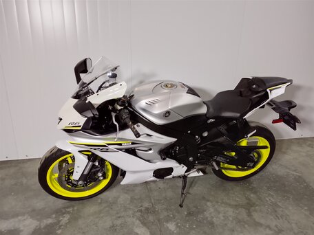2017 Yamaha YZF-R6, белый, 1119000 рублей, вид 2