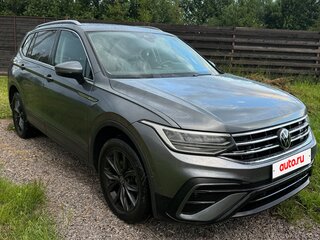 2021 Volkswagen Tiguan II Рестайлинг, серый, 2700000 рублей, вид 2