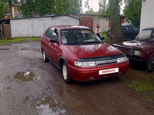 2004 Lada (ВАЗ) 2112, красный - вид 4
