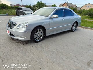 2005 Toyota Crown Majesta IV (S180), серебристый, 900008 рублей, вид 1