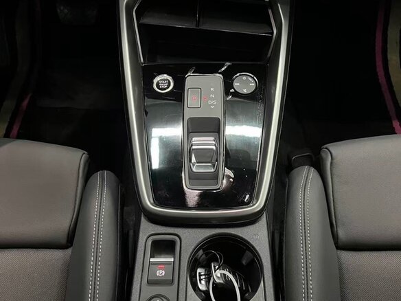 2022 Audi A3 35 TFSI IV (8Y), пурпурный, 2100000 рублей - вид 26