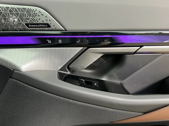 2025 BMW 5 серии 530i xDrive VIII (G60/G61/G68), серый - вид 10