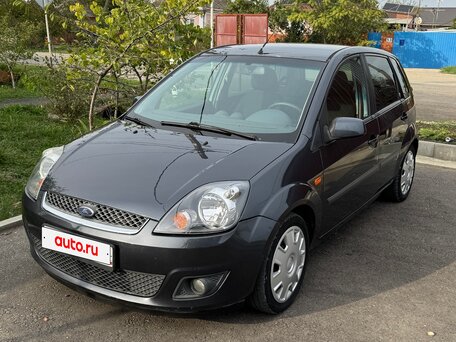 2008 Ford Fiesta Mk5, серый, 595000 рублей, вид 2