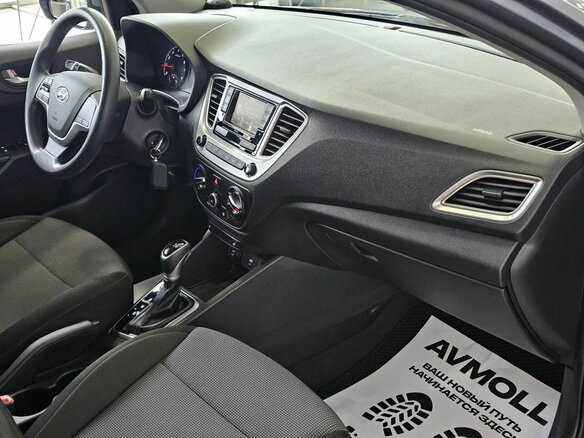 2020 Hyundai Solaris II Рестайлинг, серый, 1879000 рублей - вид 16