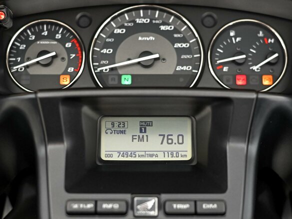 2015 Honda GL 1800 Gold Wing, серый, 1377000 рублей - вид 8