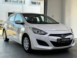 2012 Hyundai i30 II, белый, 950000 рублей, вид 3