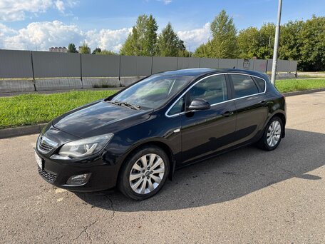 2010 Opel Astra J, чёрный, 520000 рублей, вид 1