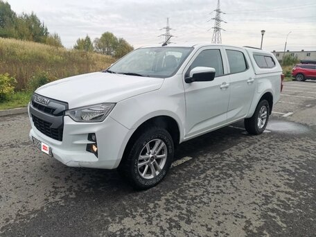 2021 Isuzu D-Max II Рестайлинг, белый, 3030000 рублей, вид 2