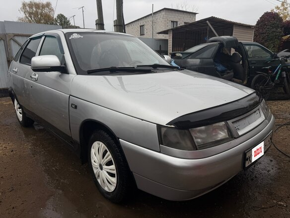2003 Lada (ВАЗ) 2112, серебристый, 80000 рублей