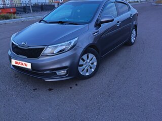 2015 Kia Rio III Рестайлинг, серый, 990000 рублей, вид 2