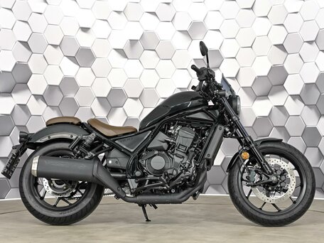 2022 Honda CMX 1100 Rebel, серый, 1099000 рублей, вид 3