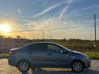 2013 Kia Rio III, голубой, 1100000 рублей, вид 4