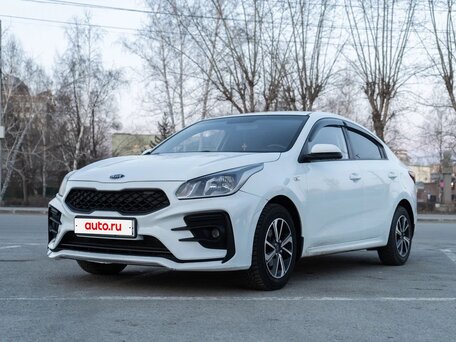 2017 Kia Rio IV, белый, 1150000 рублей, вид 1