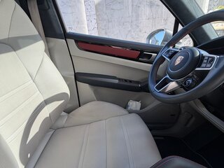 2021 Porsche Cayenne III, серый, 20000000 рублей, вид 5