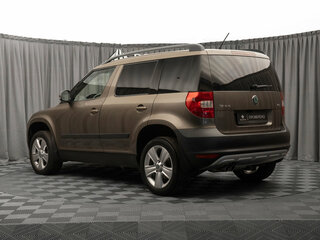 2012 Skoda Yeti I, коричневый, 1370000 рублей, вид 4