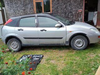 2001 Ford Focus I, серебристый, 170000 рублей, вид 2