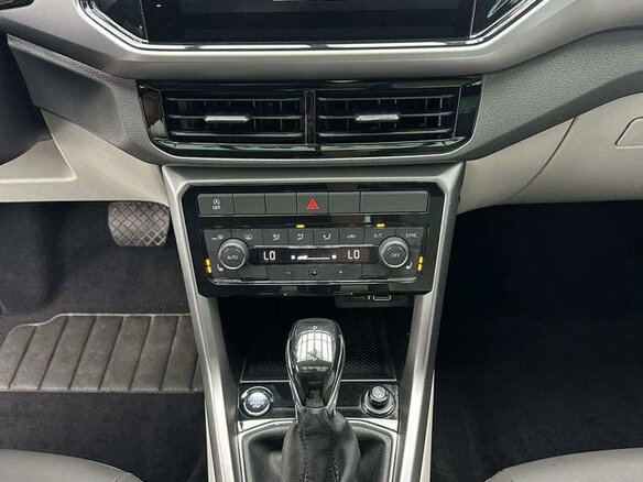 2023 Volkswagen T-Cross I (China Market), зелёный, 1445000 рублей - вид 11