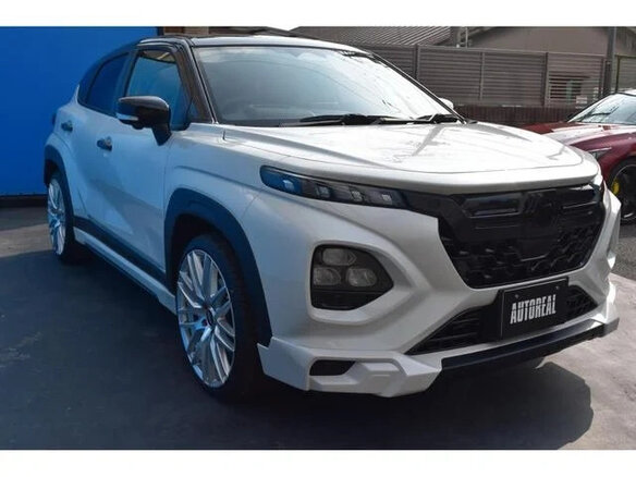 2025 Suzuki Fronx, белый, 1800000 рублей - вид 3