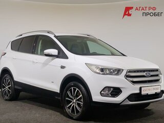 2018 Ford Kuga II Рестайлинг, белый, 1960000 рублей, вид 3