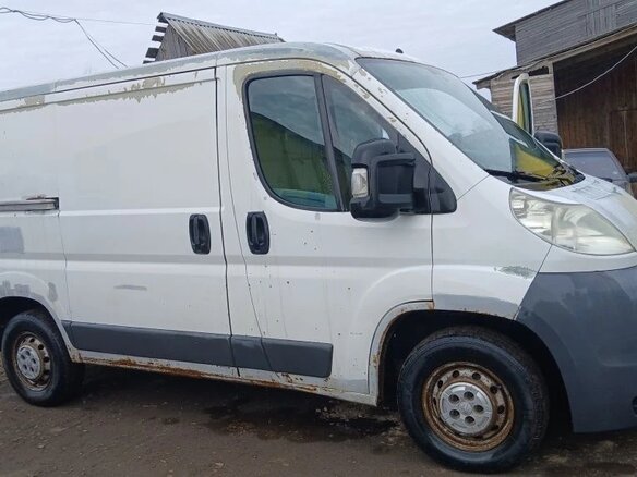 2010 Peugeot Boxer, белый - вид 4