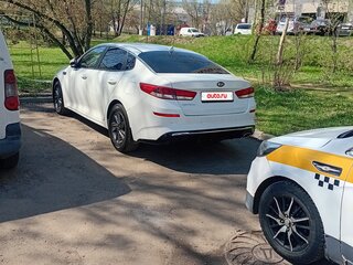 2019 Kia Optima IV Рестайлинг, белый, 1100000 рублей, вид 2