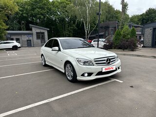 2008 Mercedes-Benz C-Класс 200 III (W204), белый, 1300000 рублей, вид 3