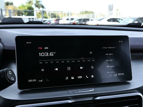 2022 Geely Coolray I, серый, 1775000 рублей - вид 13