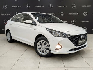 2022 Hyundai Solaris II Рестайлинг, белый, 1535000 рублей, вид 3