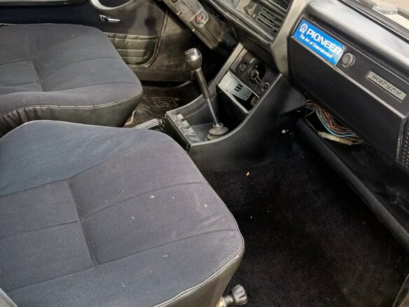 1991 Lada (ВАЗ) 2107, бежевый, 110000 рублей - вид 6