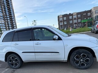 2000 Toyota RAV4 II (XA20), белый, 700000 рублей, вид 2