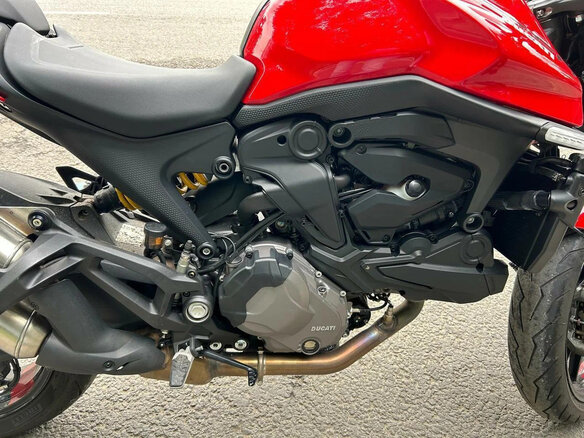 2021 Ducati Monster 937, красный, 900000 рублей - вид 6