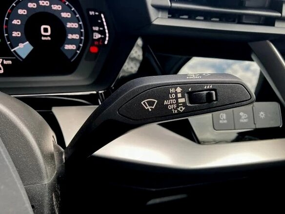 2022 Audi A3 30 TFSI IV (8Y), белый, 1499000 рублей - вид 6