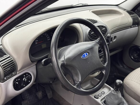 2011 Lada (ВАЗ) Kalina I, красный, 275000 рублей - вид 8