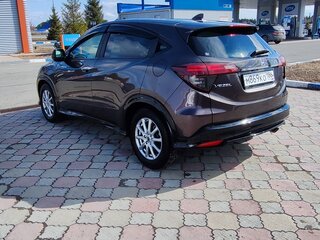 2018 Honda Vezel I Рестайлинг, коричневый, 2000000 рублей, вид 5