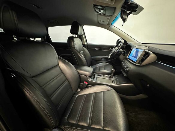 2017 Kia Sorento III Prime, чёрный, 2090000 рублей - вид 13