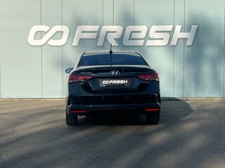2021 Hyundai Solaris II Рестайлинг, чёрный, 1720000 рублей, вид 4