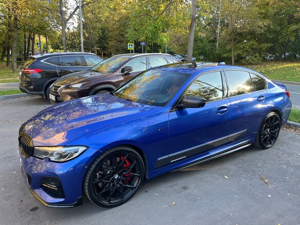 2019 BMW 3 серии 330d xDrive VII (G2x), синий, 4900000 рублей - вид 1