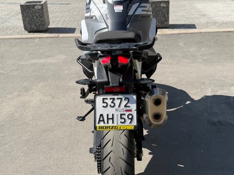 2023 KTM 1290 Super Adventure S, серый, 1390000 рублей, вид 2