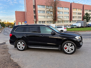 2013 Mercedes-Benz GL-Класс 500 II (X166), чёрный, 1700000 рублей, вид 4