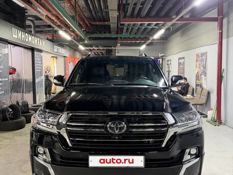 2019 Toyota Land Cruiser 200 Series Рестайлинг 2, чёрный, 9700000 рублей, вид 2