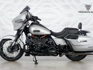 2023 Harley-Davidson CVO Street Glide, серебристый, 3899000 рублей, вид 2