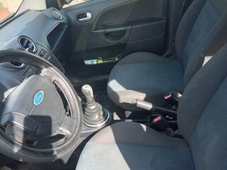 2006 Ford Fiesta Mk5, чёрный, 300000 рублей, вид 4