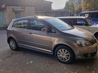 2010 Volkswagen Golf Plus II, серый, 750000 рублей, вид 3