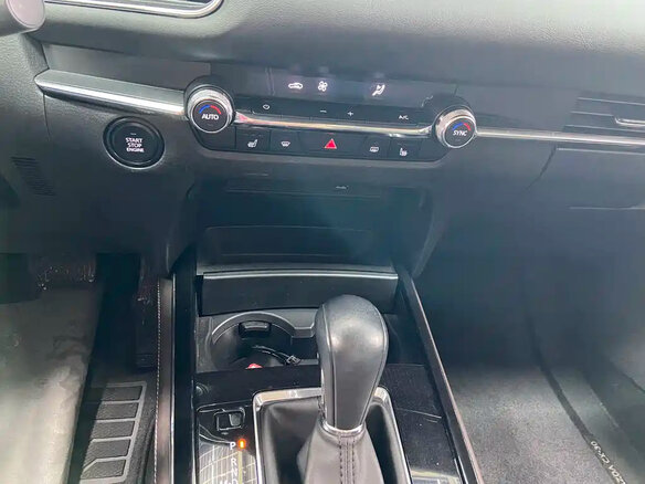 2023 Mazda CX-30 I, белый, 1850001 рублей - вид 12